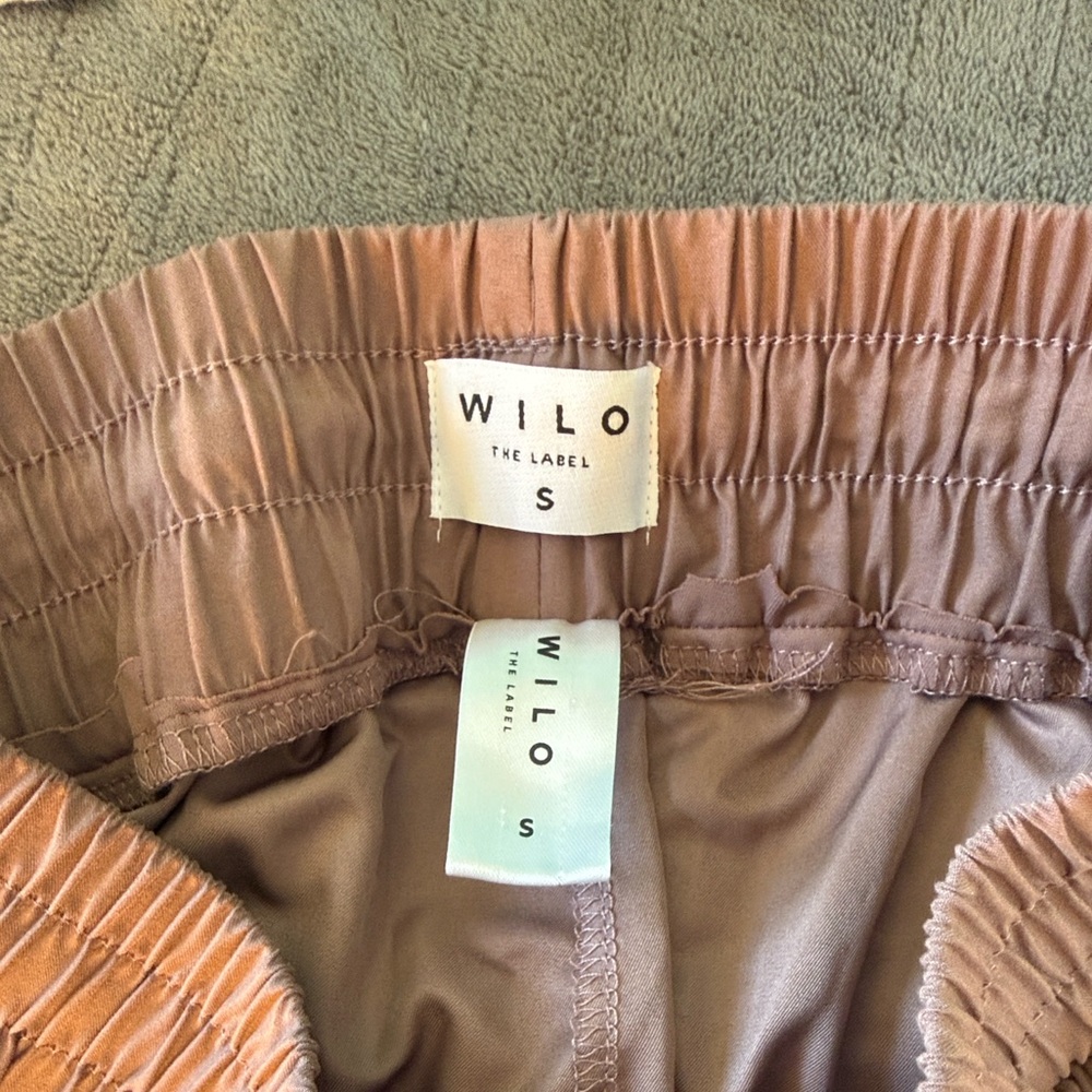 Wilo the Label Women’s Active Shorts - Picture 3 of 4